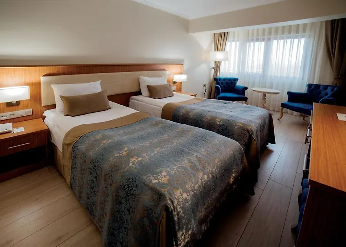 Patalya Lakeside Frühstückspension Golbası