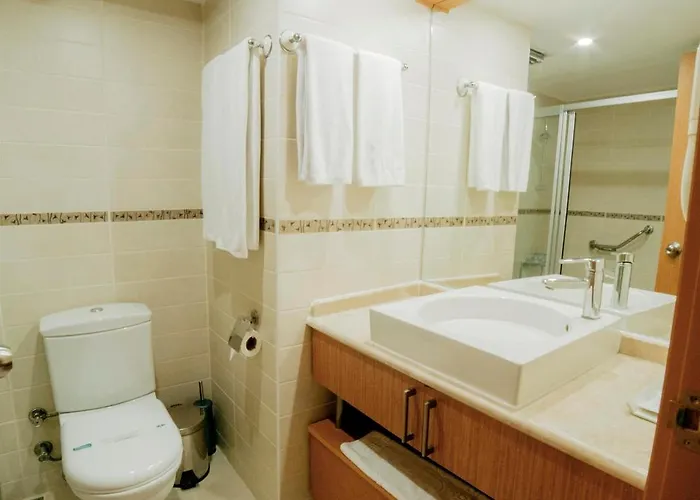 לינה וארוחת בוקר Patalya Lakeside Golbası