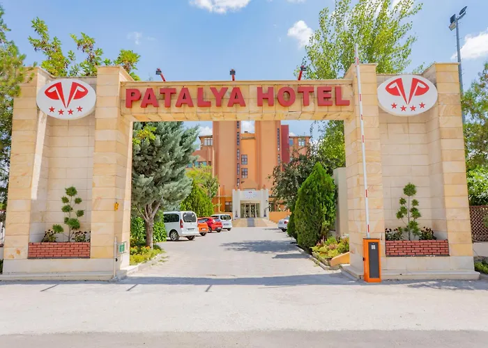 Patalya Lakeside לינה וארוחת בוקר